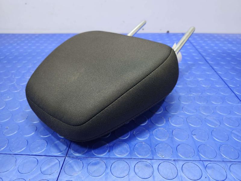 2019 Honda HR-V Headrest