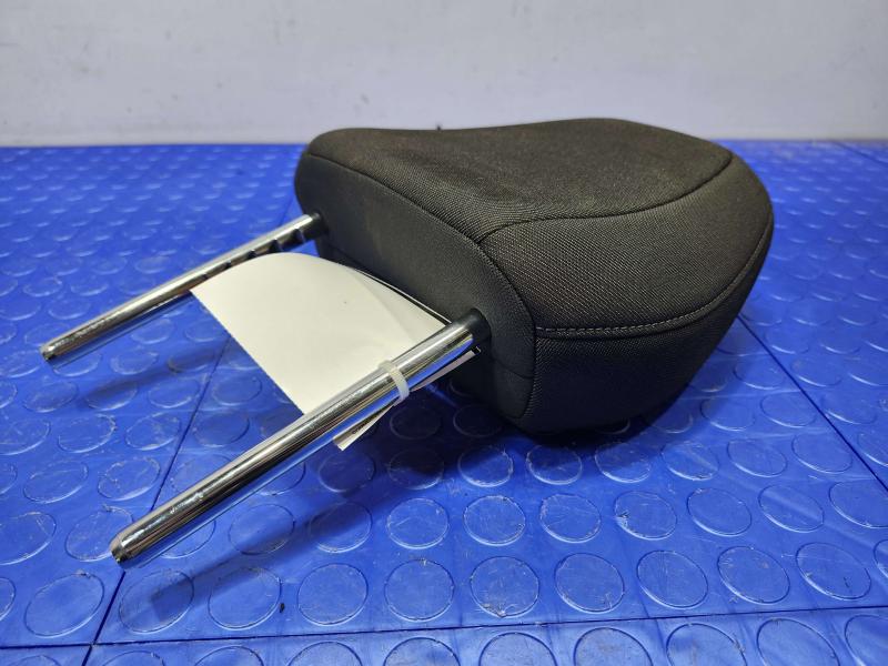 2019 Honda HR-V Headrest