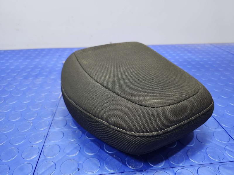 2019 Honda HR-V Headrest