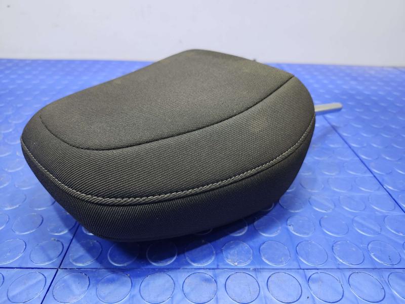 2019 Honda HR-V Headrest