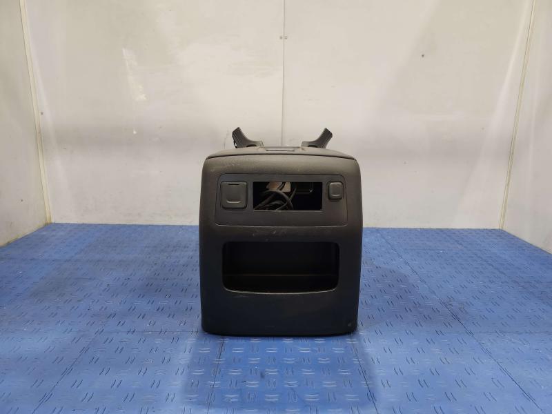 2015 Chevrolet Tahoe Front Console
