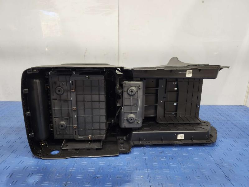 2015 Chevrolet Tahoe Front Console