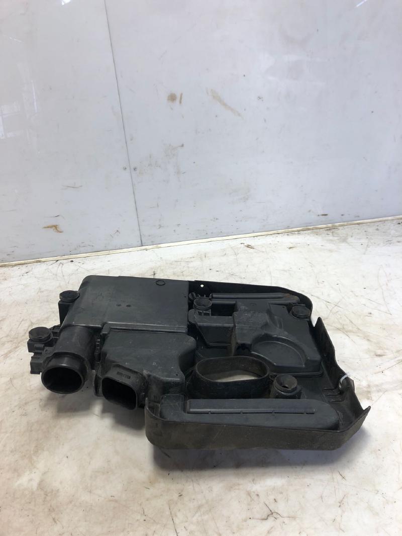 2014 Ford C-MAX Air Cleaner