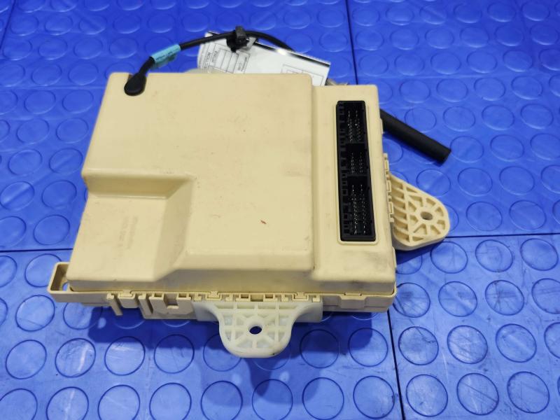 2011 Kia Sorento Cabin Fuse Box