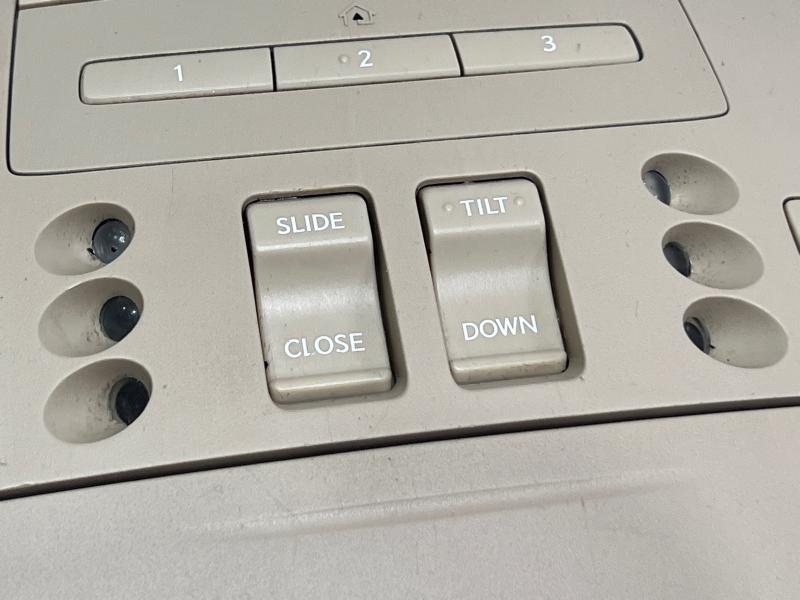 2007 Lexus ES 350 Front Console