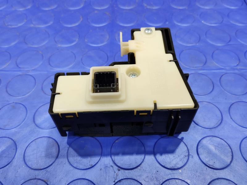 2013 Toyota Prius Misc Ebay Parts