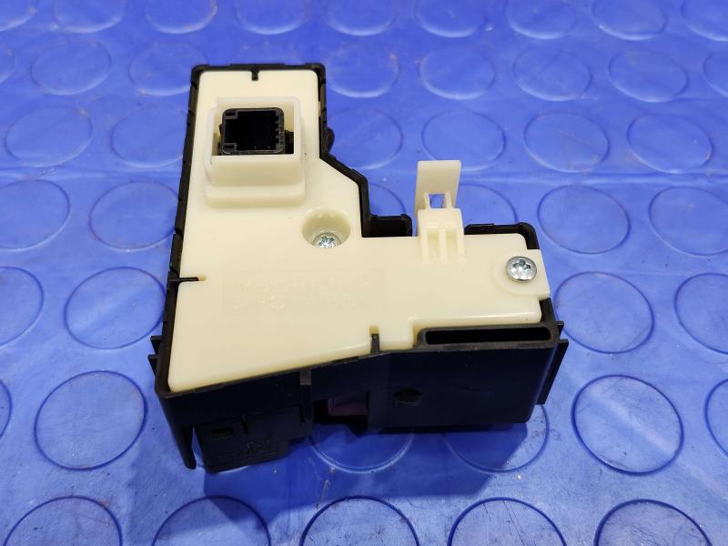 2013 Toyota Prius Misc Ebay Parts