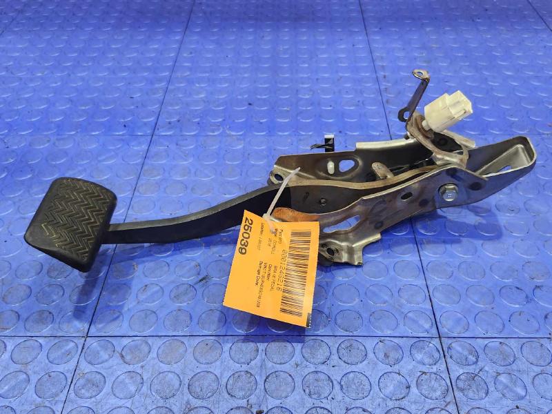 2014-2019 Toyota Corolla Sedan Brake Pedal Assembly Genuine OEM 47101-02520