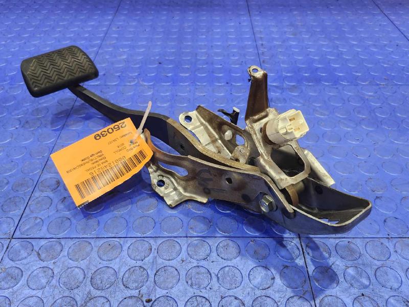 2014-2019 Toyota Corolla Sedan Brake Pedal Assembly Genuine OEM 47101-02520