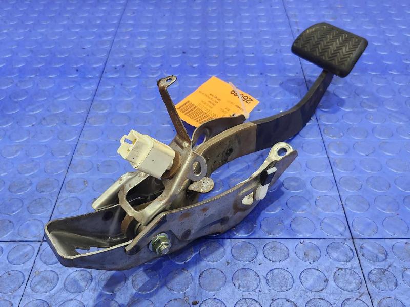 2014-2019 Toyota Corolla Sedan Brake Pedal Assembly Genuine OEM 47101-02520