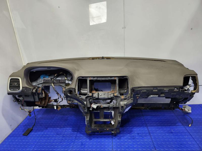 2011 Jeep Grand Cherokee Dash Panel