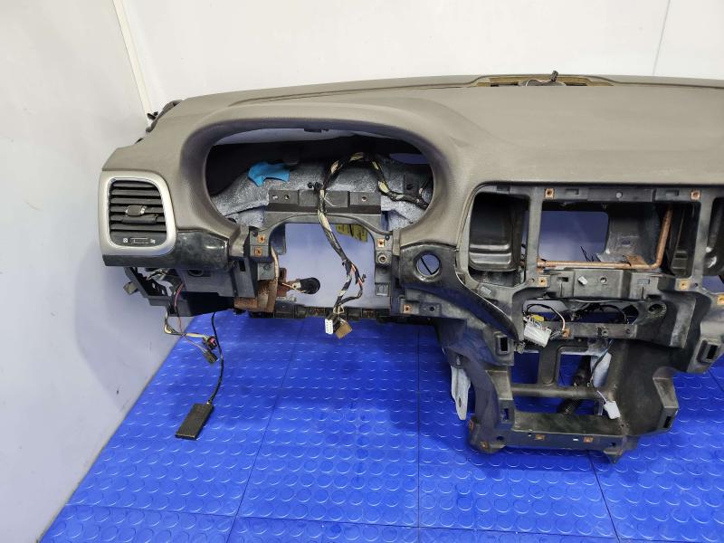 2011 Jeep Grand Cherokee Dash Panel
