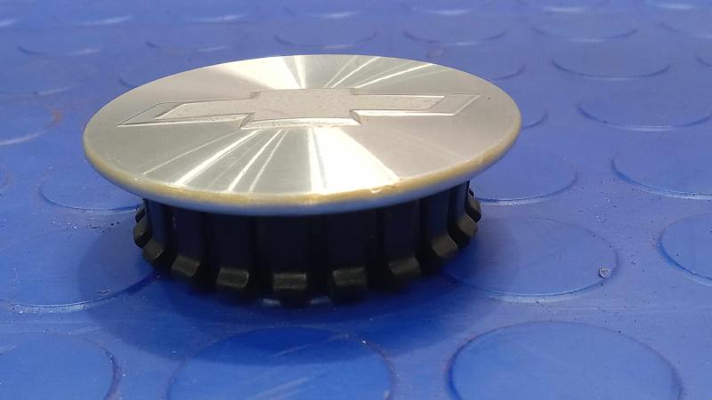2015 Chevrolet Camaro Center Cap