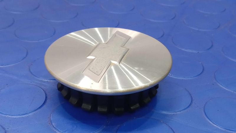 2015 Chevrolet Camaro Center Cap