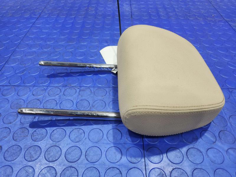 2017 BMW X1 Headrest