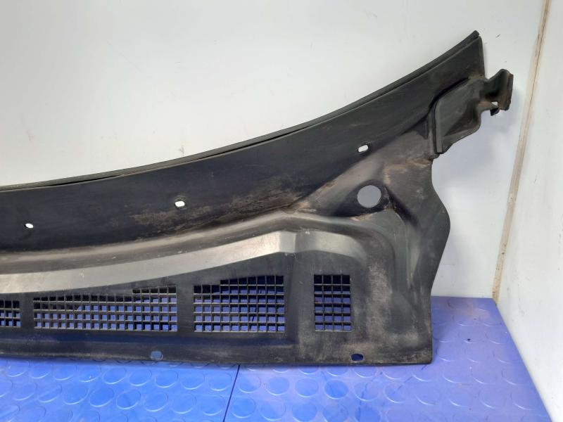 1986 - 1989 Honda Accord Cowl Panel Cover Top Grille OEM 61211-SE0-A01
