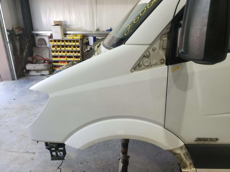 2012 Mercedes Sprinter Fender