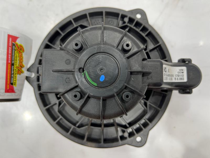 2017 - 2020 Hyundai Elantra Sedan Heater AC Blower Motor Assembly OEM 97113A4000