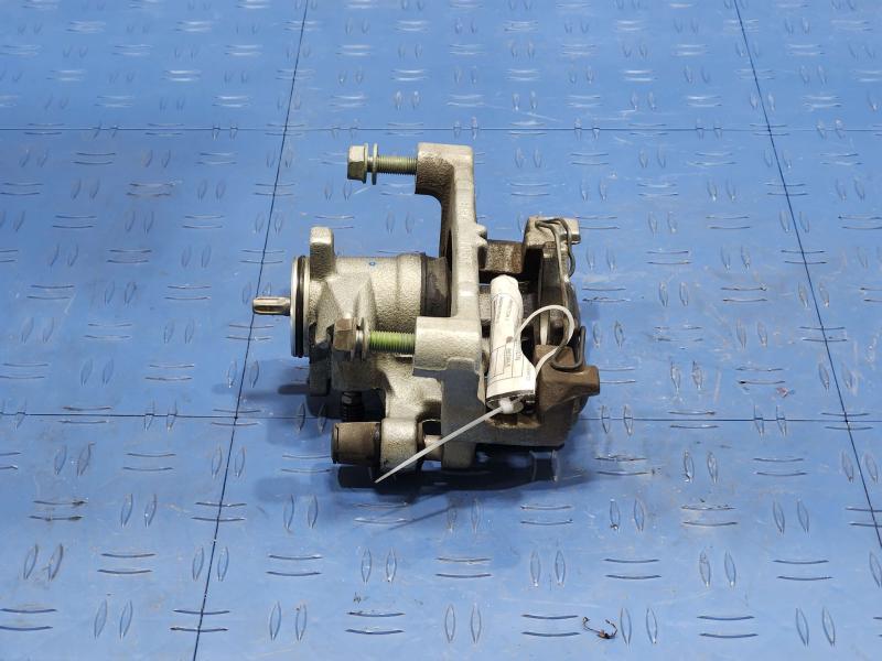 2020 Subaru Forester Caliper