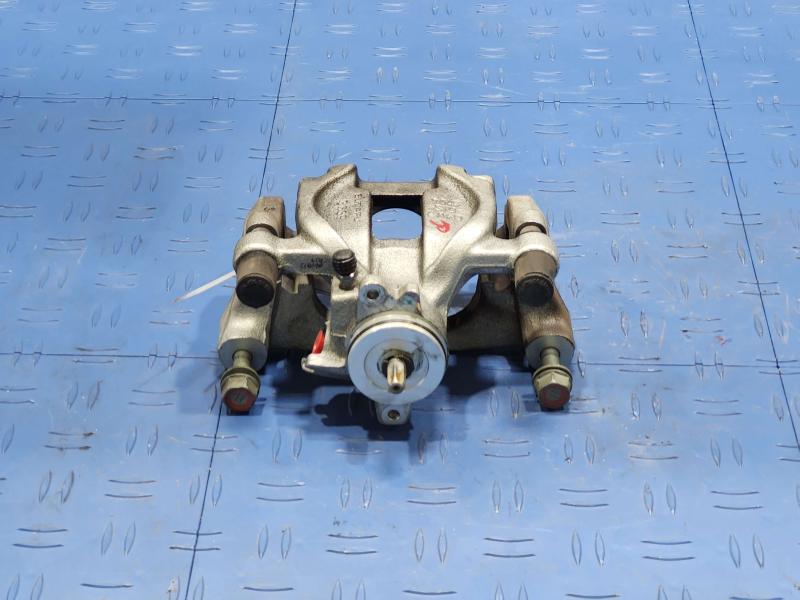 2020 Subaru Forester Caliper