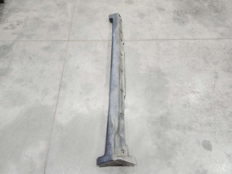 2016 Nissan Rogue Rocker Moulding