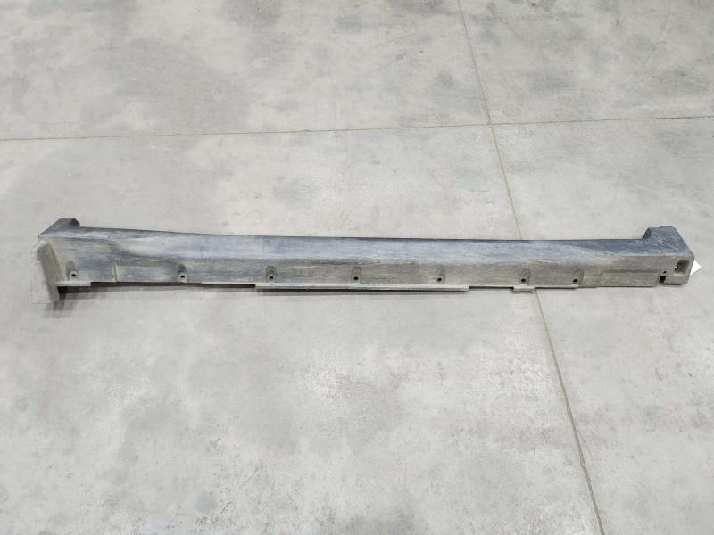 2016 Nissan Rogue Rocker Moulding