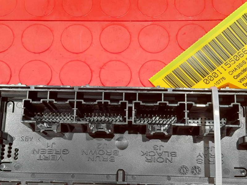 2018-2022 Buick Encore Temperature Control Module Genuine OEM 84188433