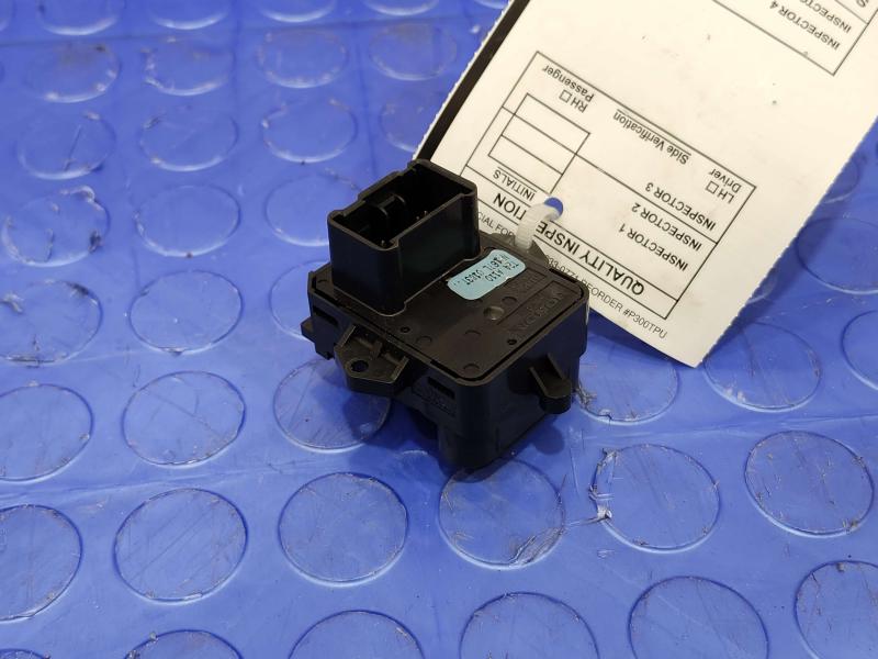 2013 Honda Civic Door Switch Front