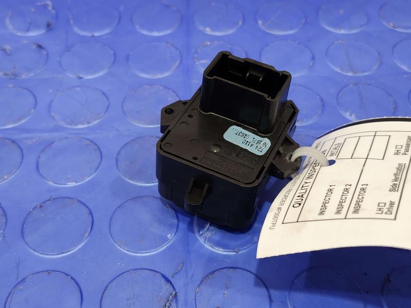 2013 Honda Civic Door Switch Front