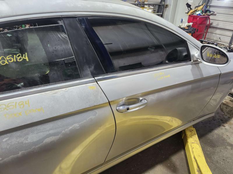2006 Mercedes CLS-Class Front Door