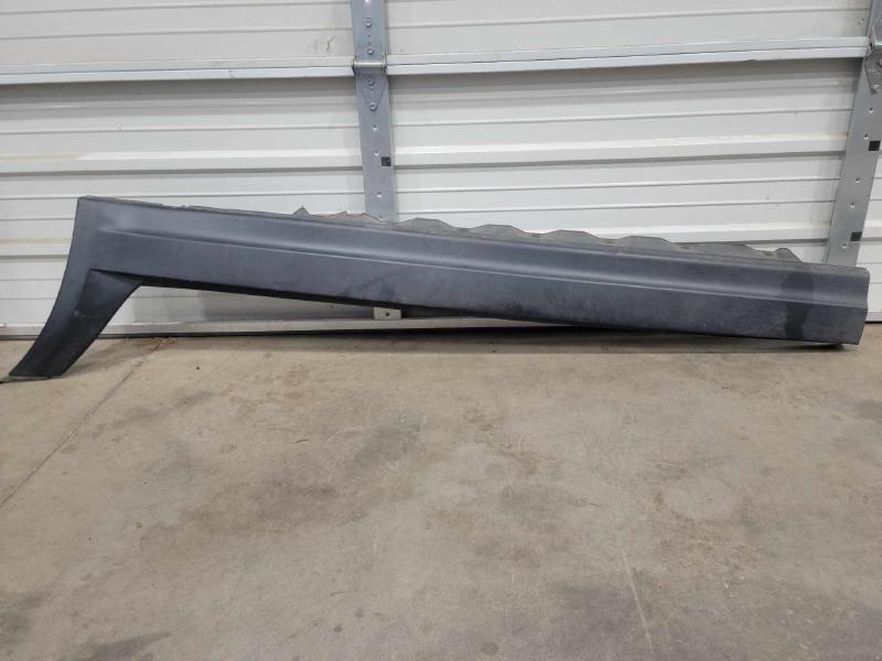 2006 BMW X3 Rocker Moulding