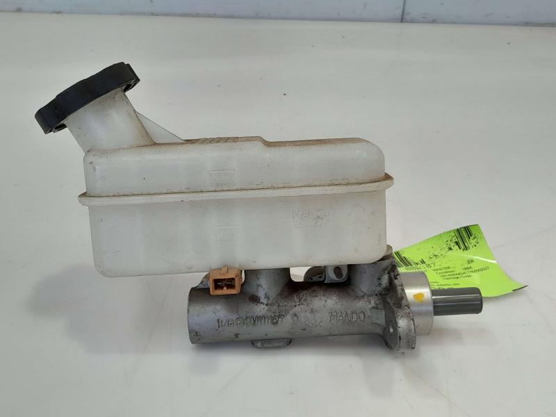 2014 Kia Sedona Master Cylinder