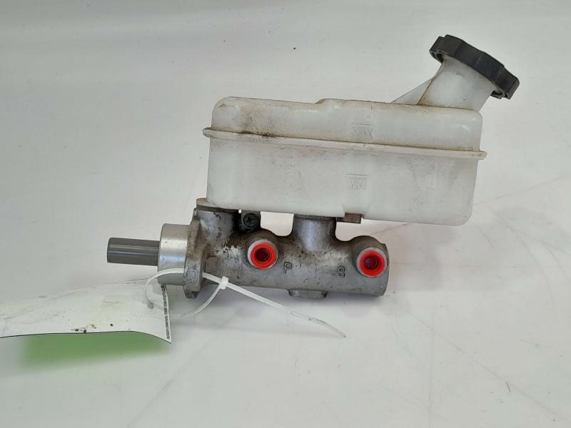 2014 Kia Sedona Master Cylinder