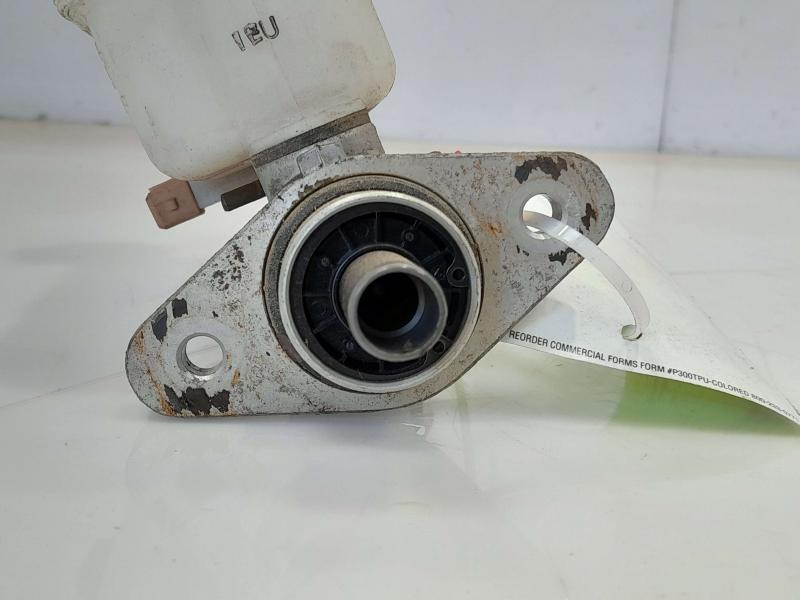 2014 Kia Sedona Master Cylinder