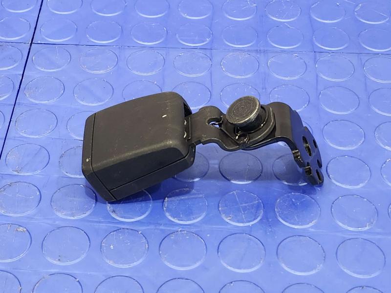 2018 Audi A4 Rear Seat Belt