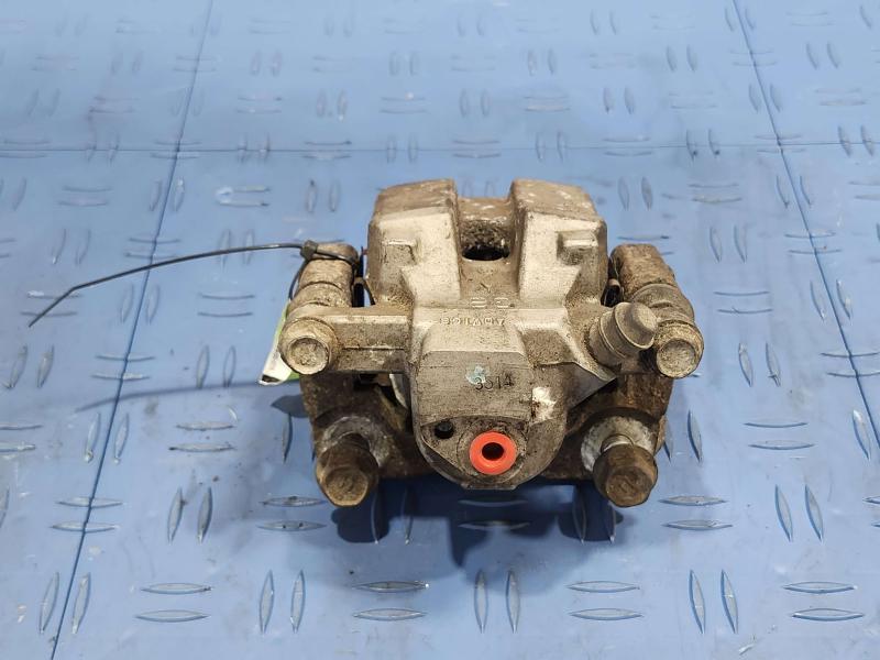 2013 Toyota Camry Caliper