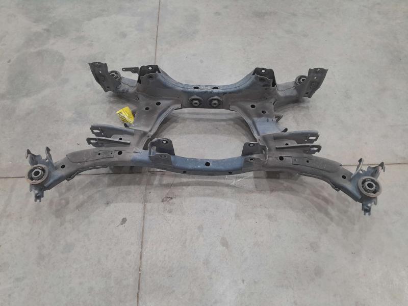 2014 Subaru Forester Crossmember/Cradle/Undercarria