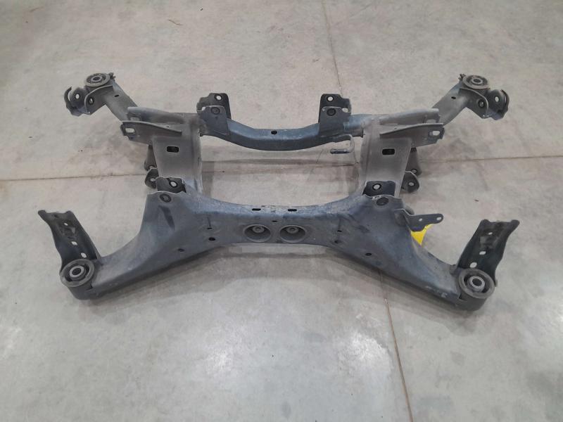 2014 Subaru Forester Crossmember/Cradle/Undercarria