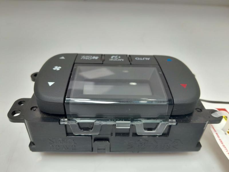 2012 Honda Odyssey Heater A/C Control