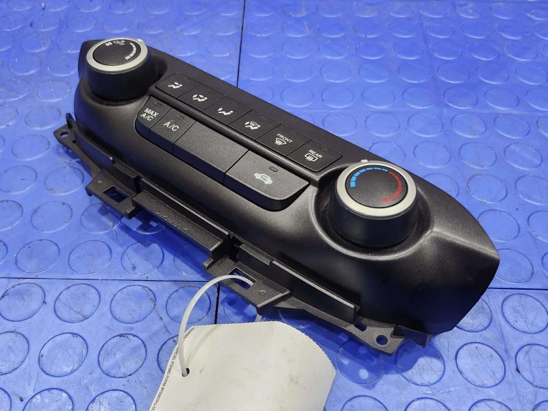 2013 Honda CR-V Heater A/C Control