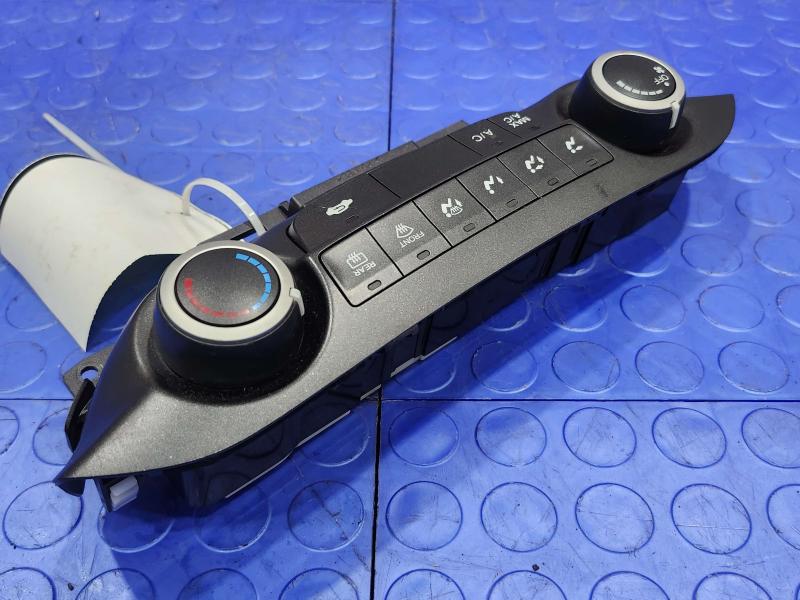 2013 Honda CR-V Heater A/C Control