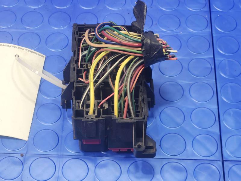 2003-2005 Lincoln Towncar Cabin Fuse Box Relay Junction Block Genuine OEM