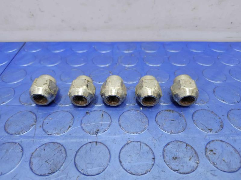 2017 Mazda Mazda3 Lug Nuts