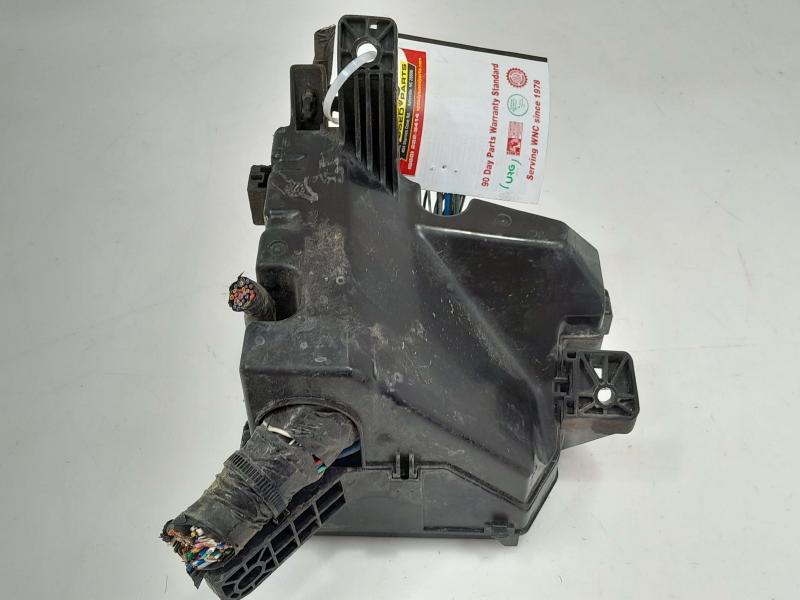 2014 Scion xD Engine Fuse Box Relay Junction Block OEM 8274121040