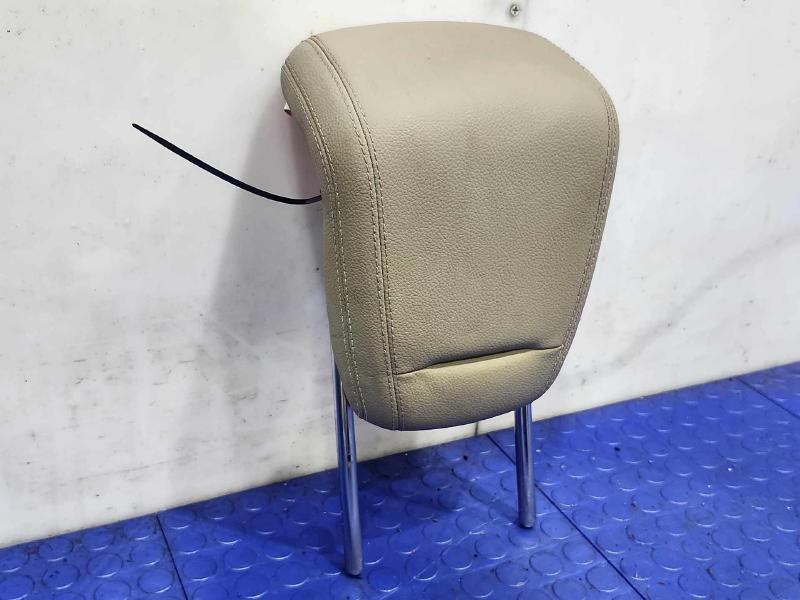 2012 Mercedes ML-Class Headrest