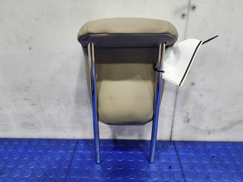 2012 Mercedes ML-Class Headrest
