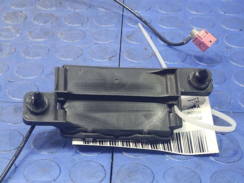 2014-2020 Dodge Durango Antenna-Remote Start And Keyless Entry Module OEM 68185768AD