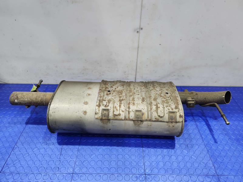 2015 GMC Yukon XL Muffler