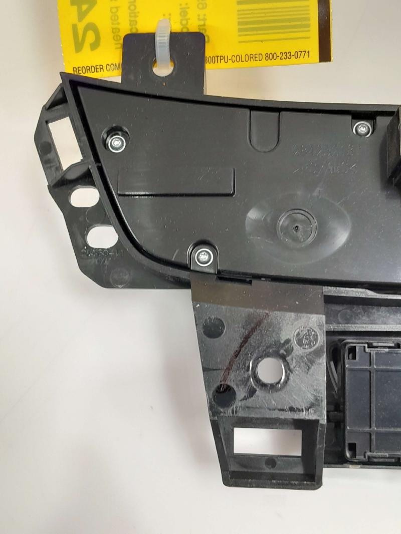 2017 Buick Lacrosse Automatic Temperature Climate Controls OEM 84138221