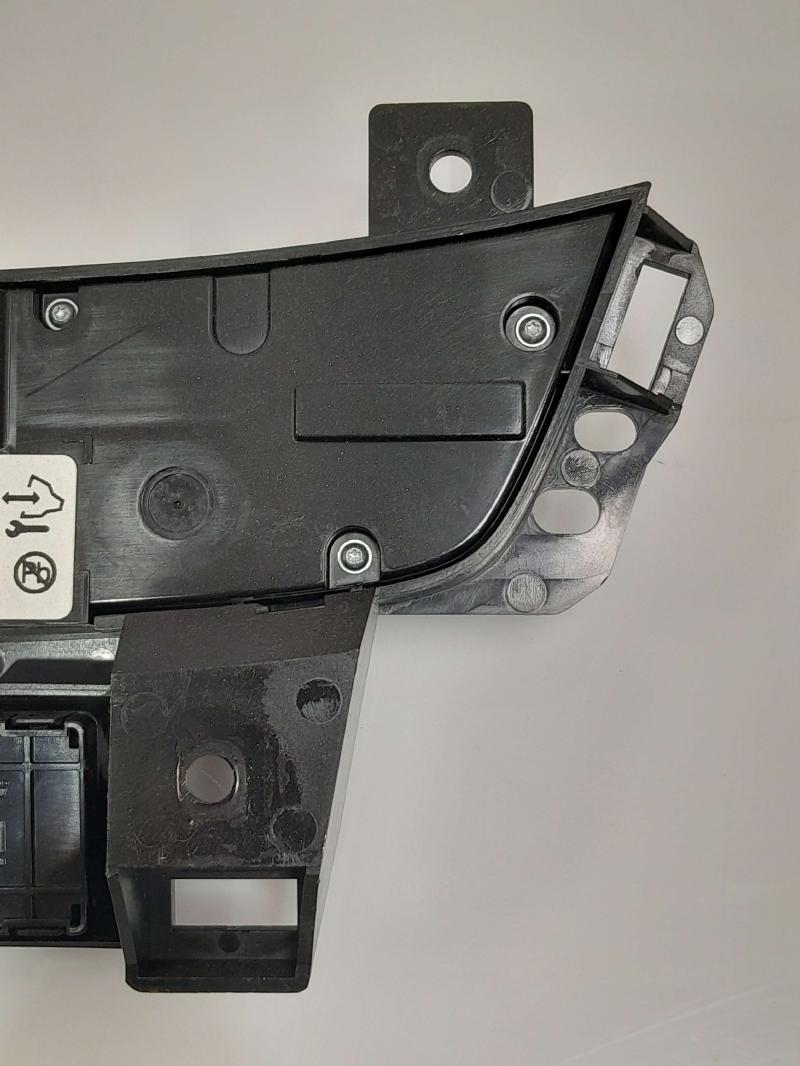 2017 Buick Lacrosse Automatic Temperature Climate Controls OEM 84138221